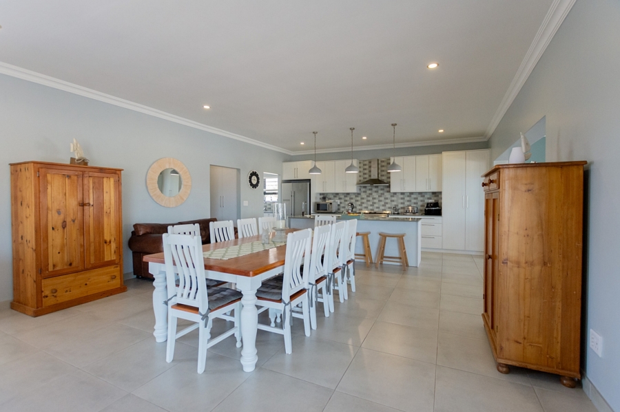 4 Bedroom Property for Sale in Myburgh Park Western Cape